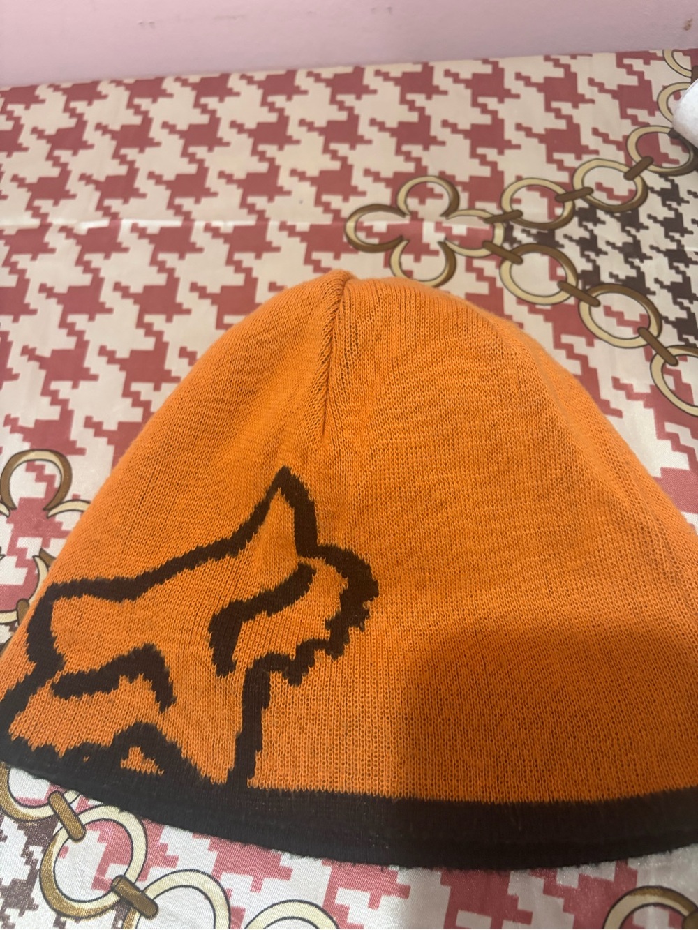 MensGrey Camo Beanie with Grey with Orange reversible beanie - Picture 3 of 3